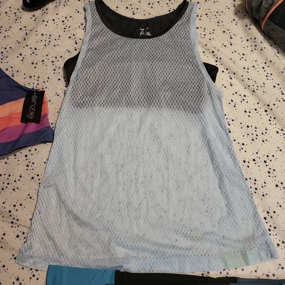 Bundle - Picture 3 of 8